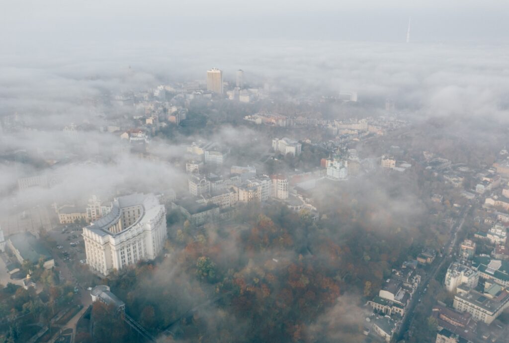 Walka ze smogiem w Skawinie: lata starań przynoszą oczekiwane rezultaty
